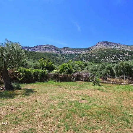 Panos House Апартаменты *