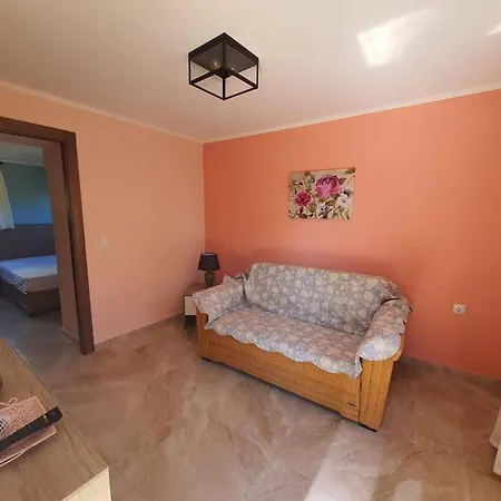 Διαμέρισμα Panos House *